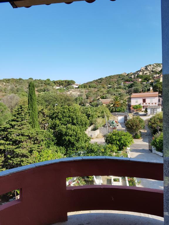 Guest House Tra Rocce E Mare La Maddalena  Kültér fotó